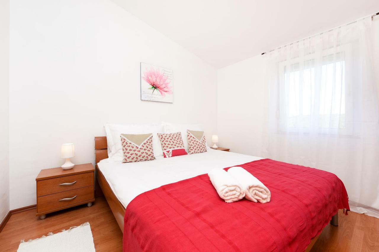 Apartment Lola Maria Zadar Exterior photo